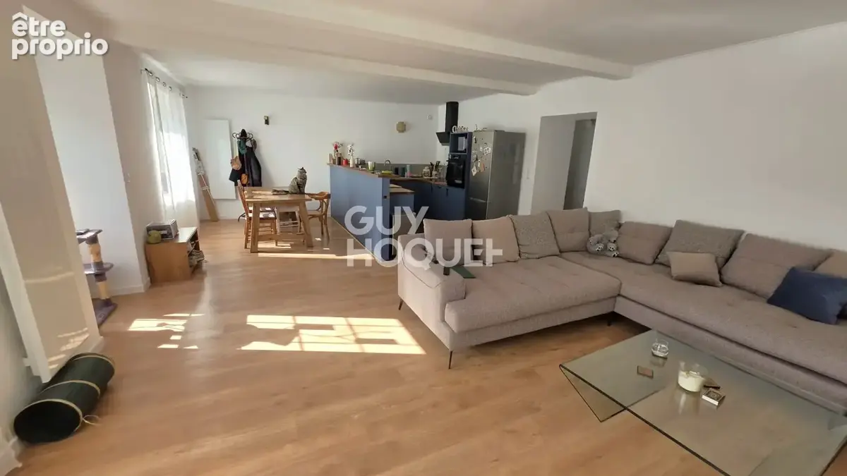 Photo Maison à Larajasse au prix de 168 000€