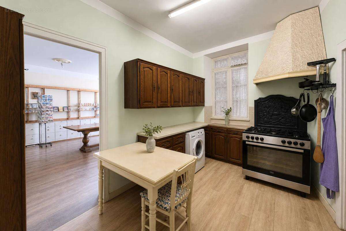 Maison de ville avec jardin -121,9 m² -Saint-Germain-les-Belles - photo 10