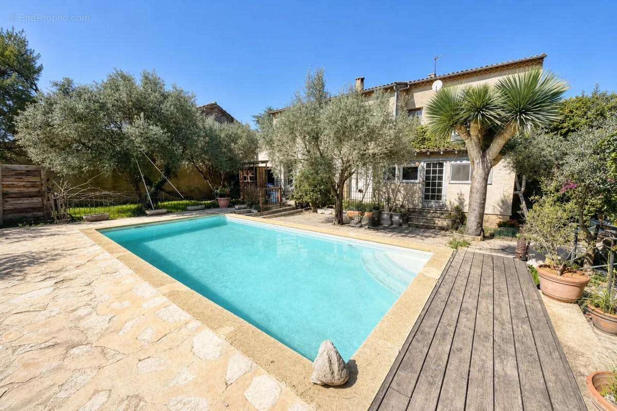 Maison à MONTFAUCON