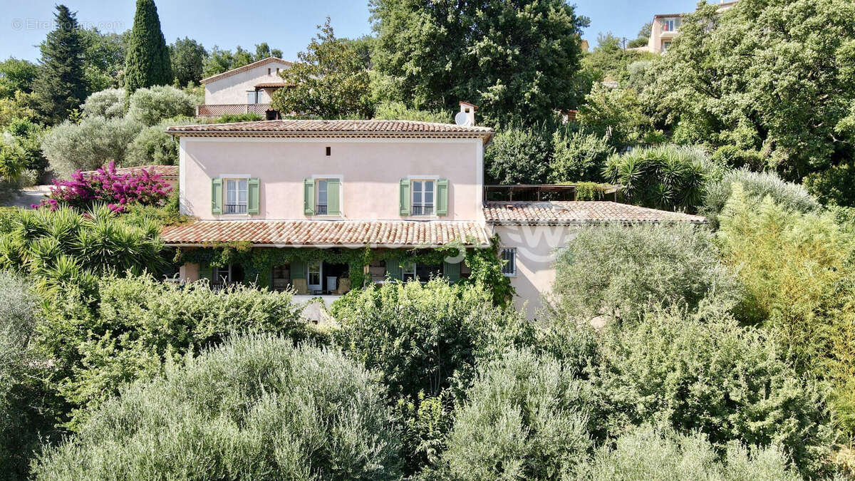 Maison à MONTAUROUX
