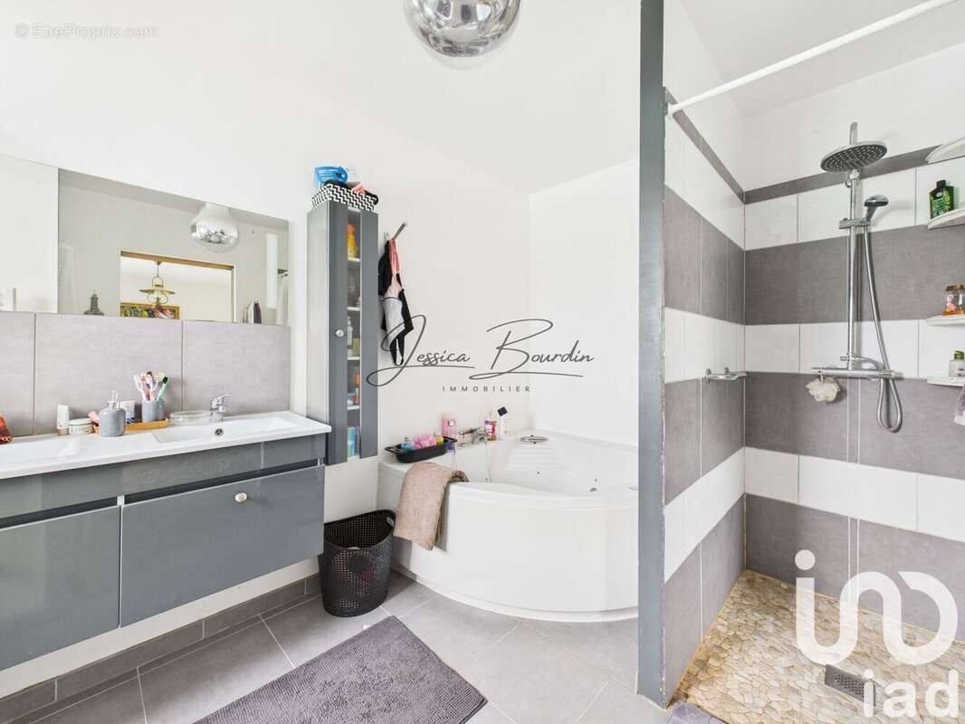 Photo 7 - Maison à VOULX