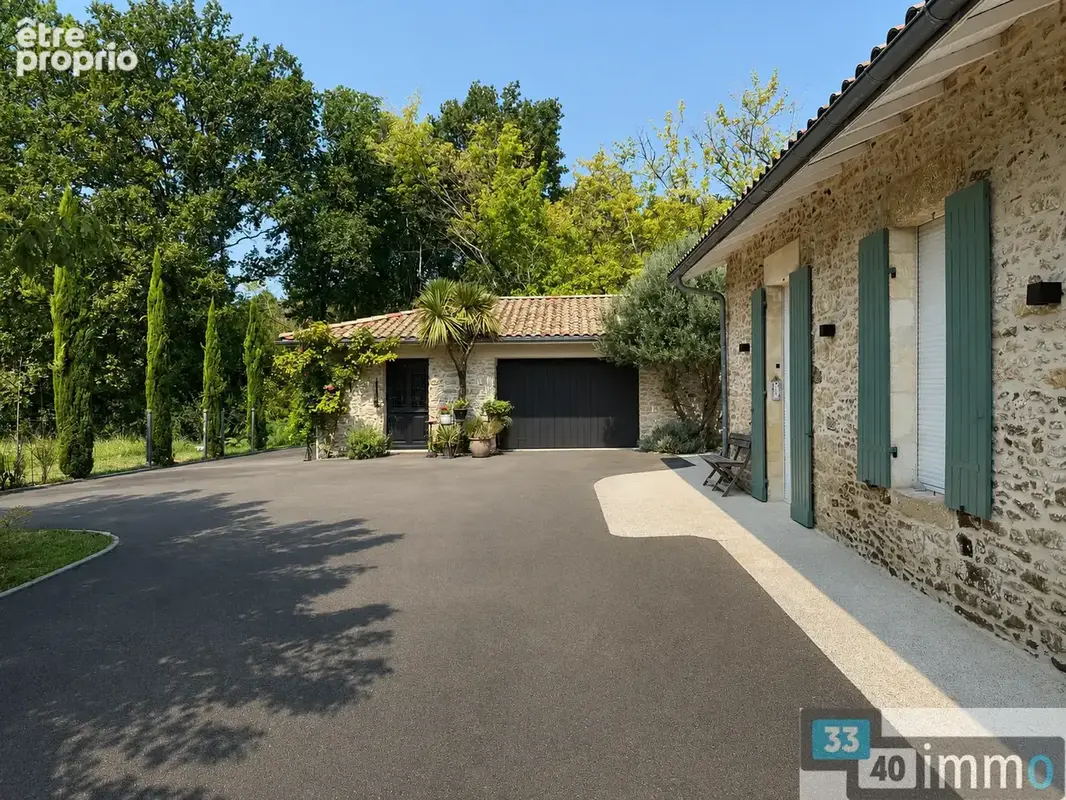 Maison avec piscine et dependance - photo 3