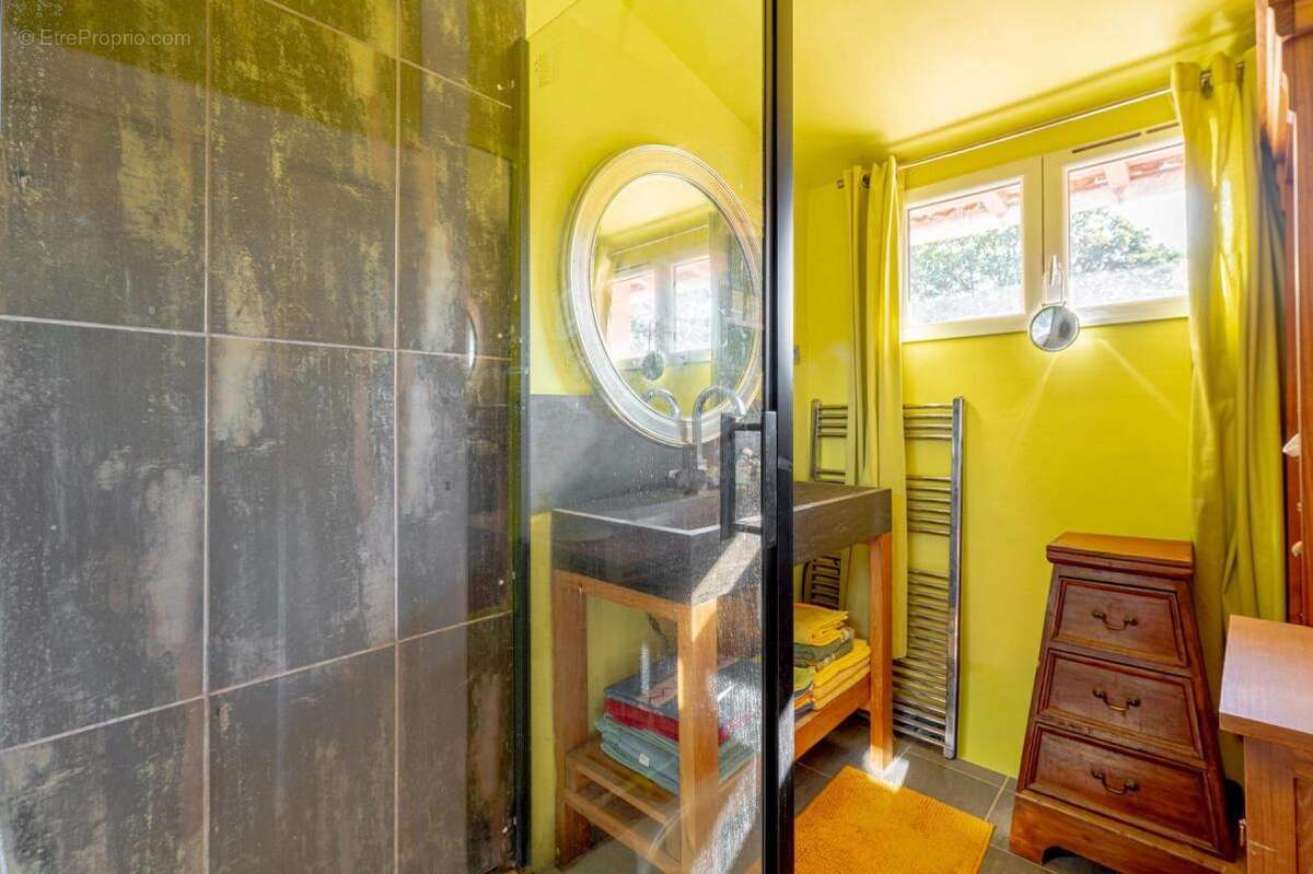 Maison à SOISY-SUR-SEINE