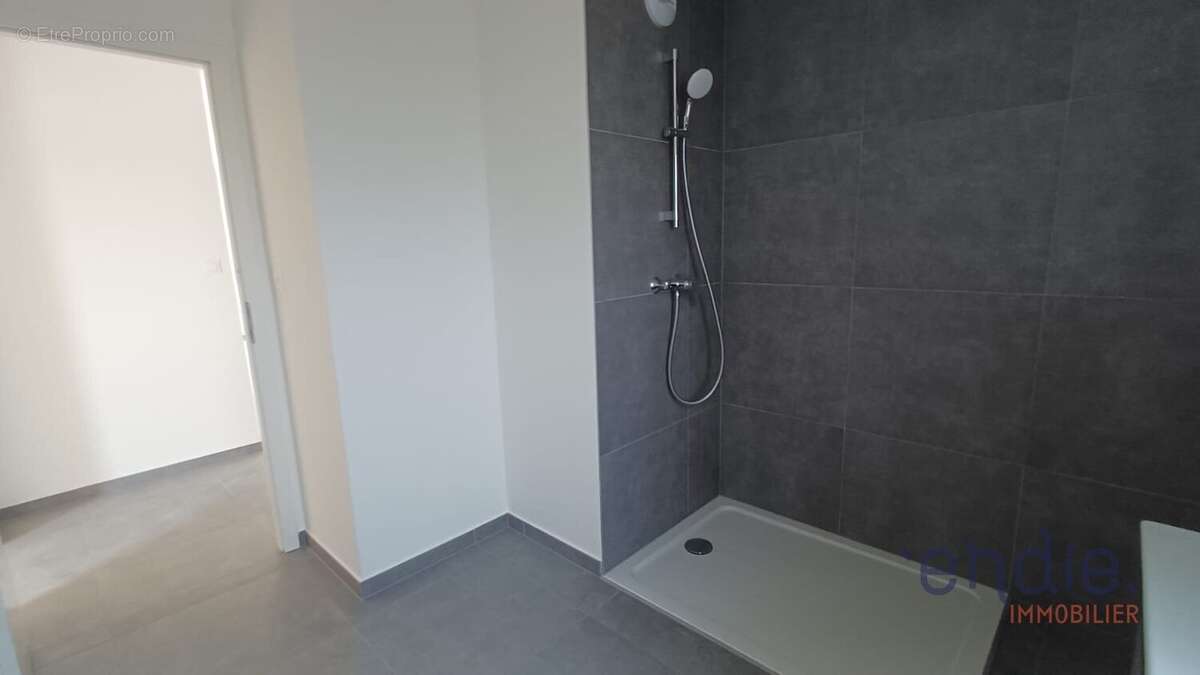 RESPIR'IMMO Altkirch by Endie vous propose ce superbe appartement 4 pièces en attique avec une terrasse exceptionnelle de 79 m²  - photo 11