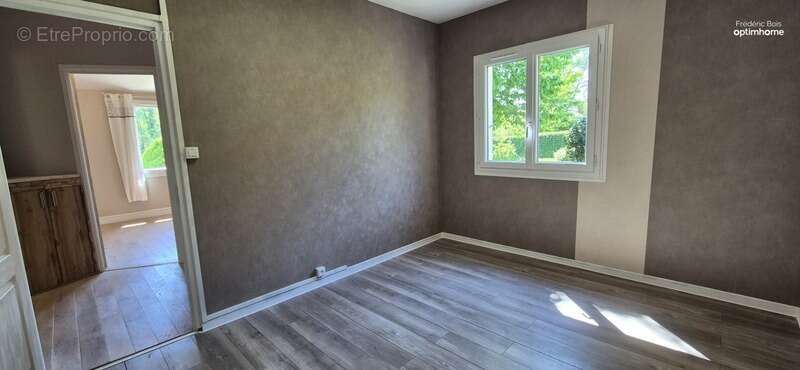 Maison à SAINT-JULIEN-SUR-VEYLE