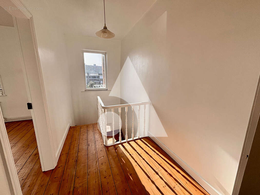 Maison à VALENCIENNES