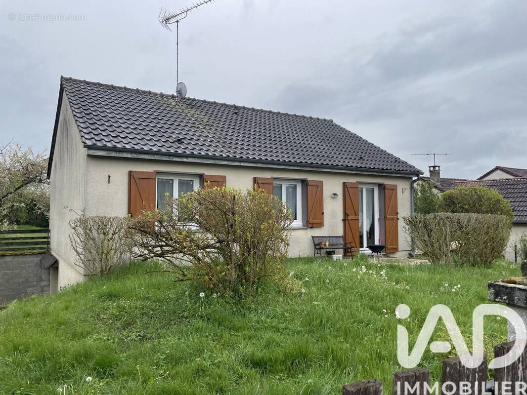 Photo 1 - Maison à VILLE-SOUS-LA-FERTE