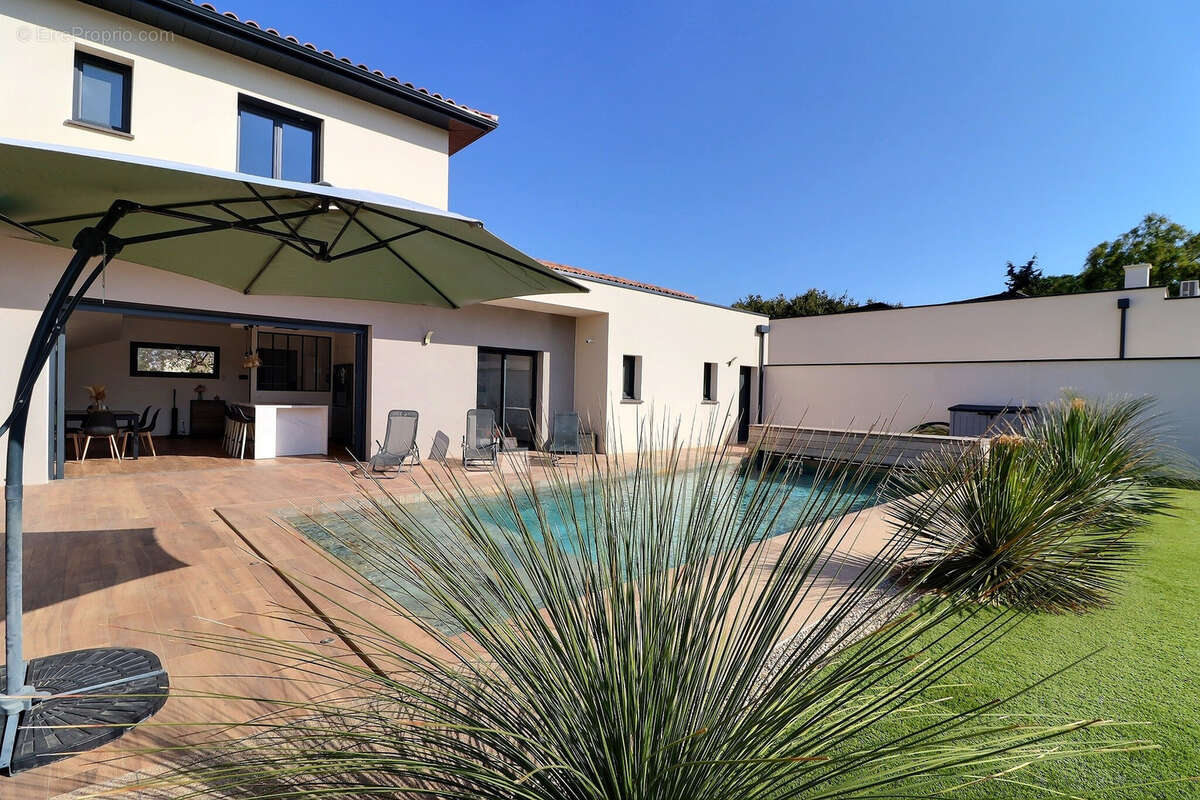 Maison à SAINT-AUNES