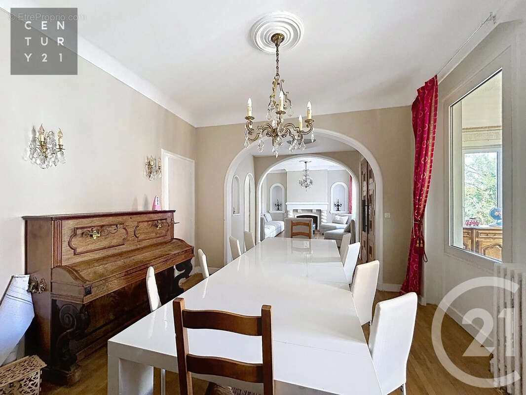 Maison 331 m² à Troyes  - photo 11