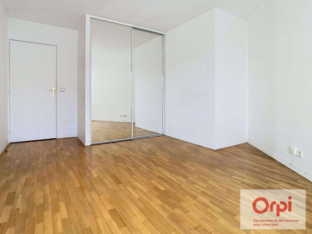 Appartement À Vendre - photo 5