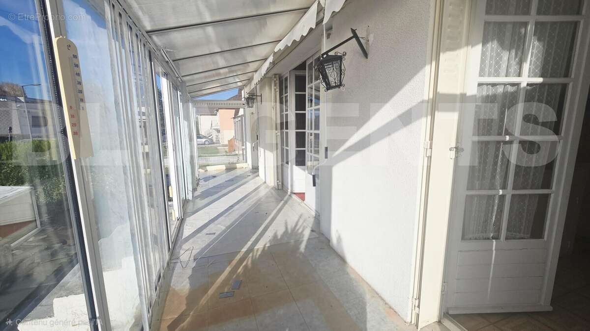 20251107_141601(1) - Maison à DOUZY