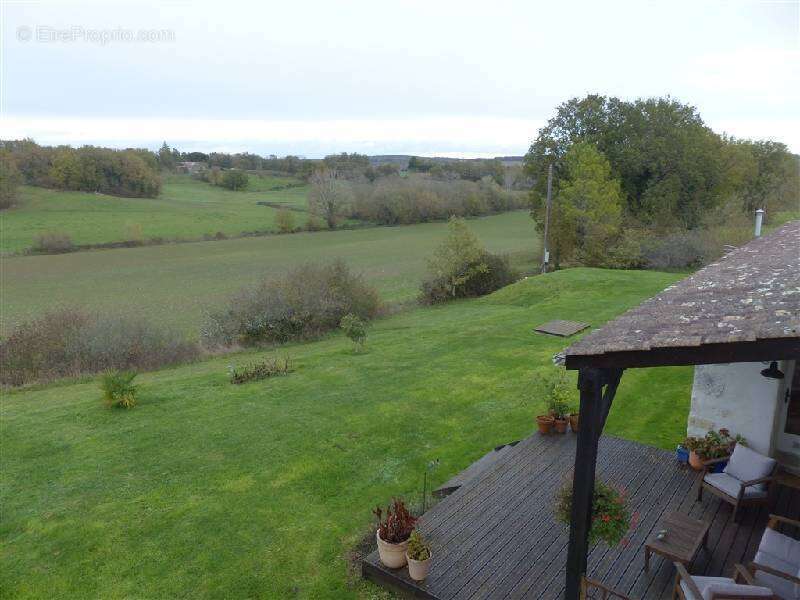 Maison à SAINT-EUTROPE-DE-BORN