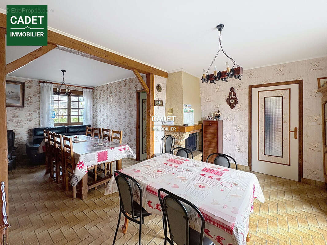 Maison à LA HAYE-PESNEL