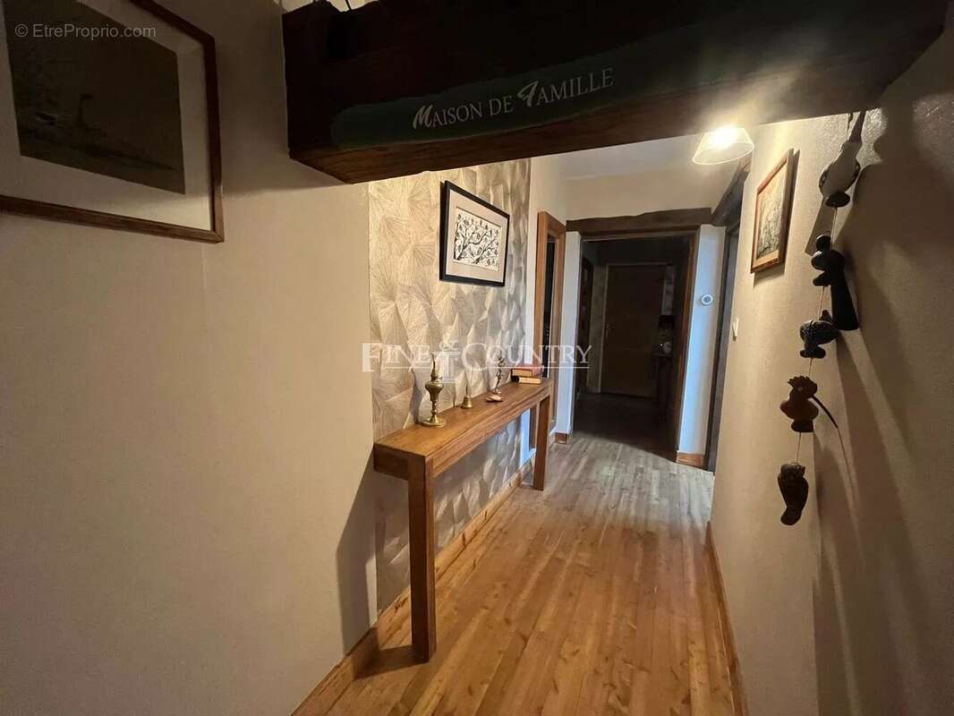 Maison à MAZEROLLES