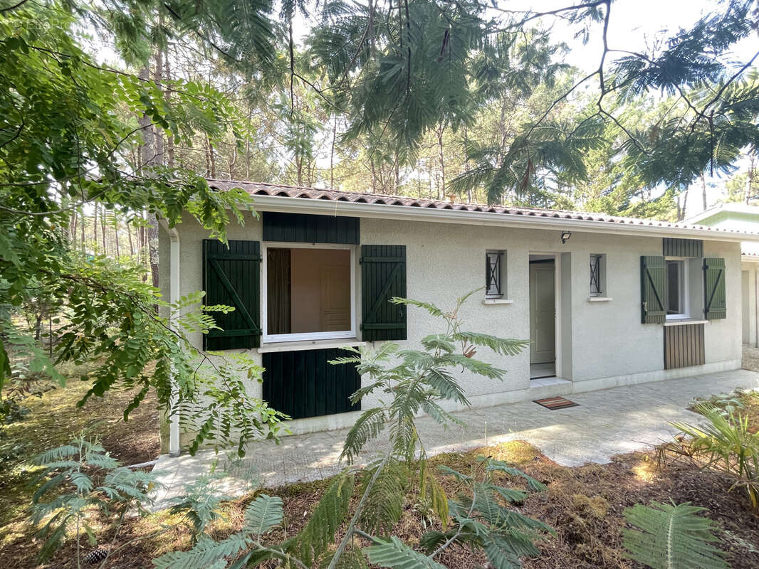 Maison à LACANAU