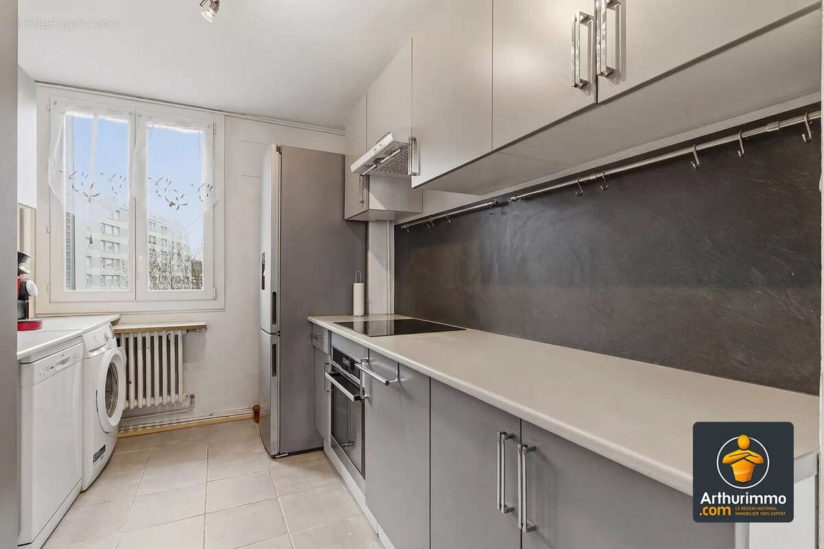 Appartement à LA MULATIERE
