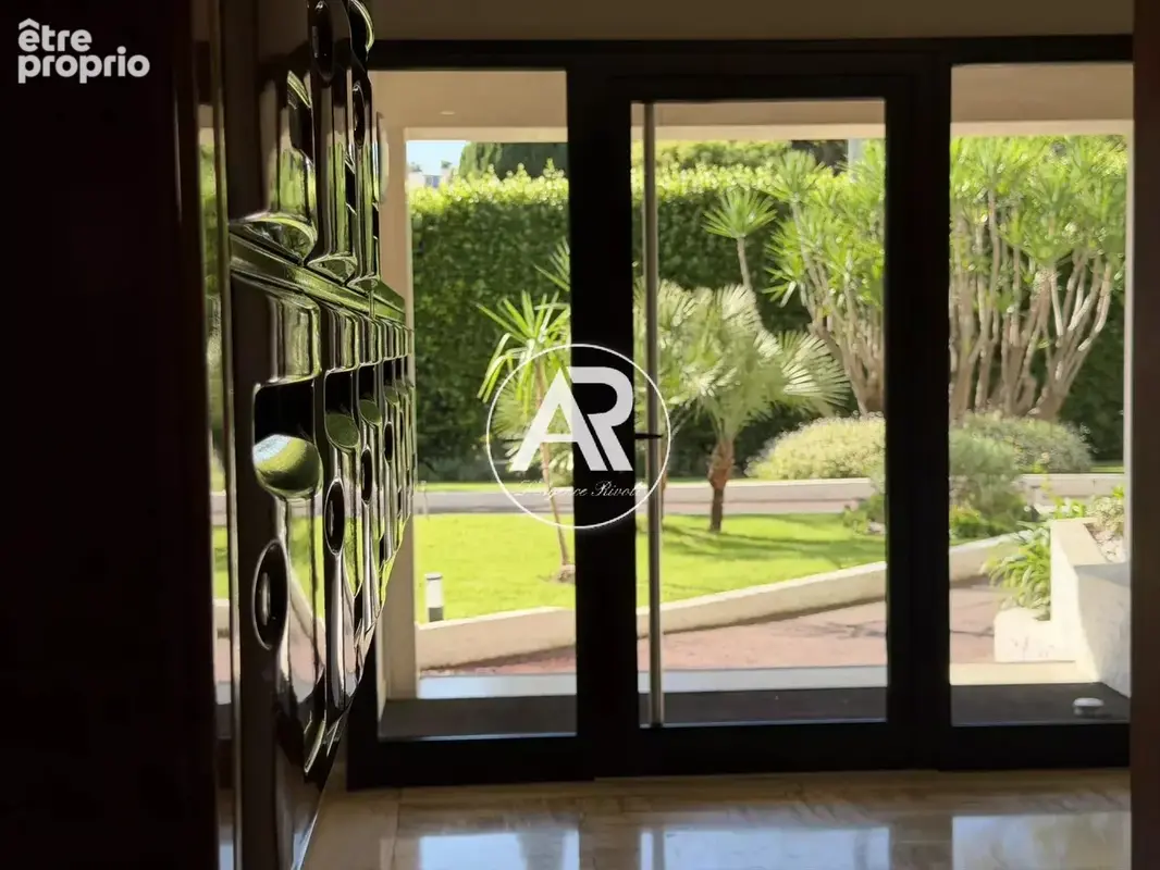 CANNES // Appartement de type 3 pièces - 85,5 m2 - photo 14
