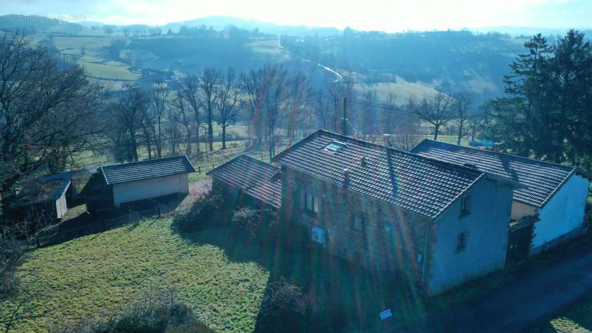 Maison à LONGESSAIGNE