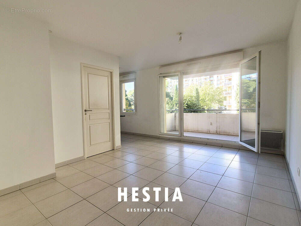 Appartement à MARSEILLE-12E