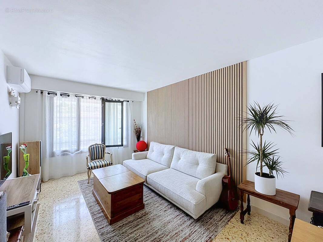 Appartement à VENCE