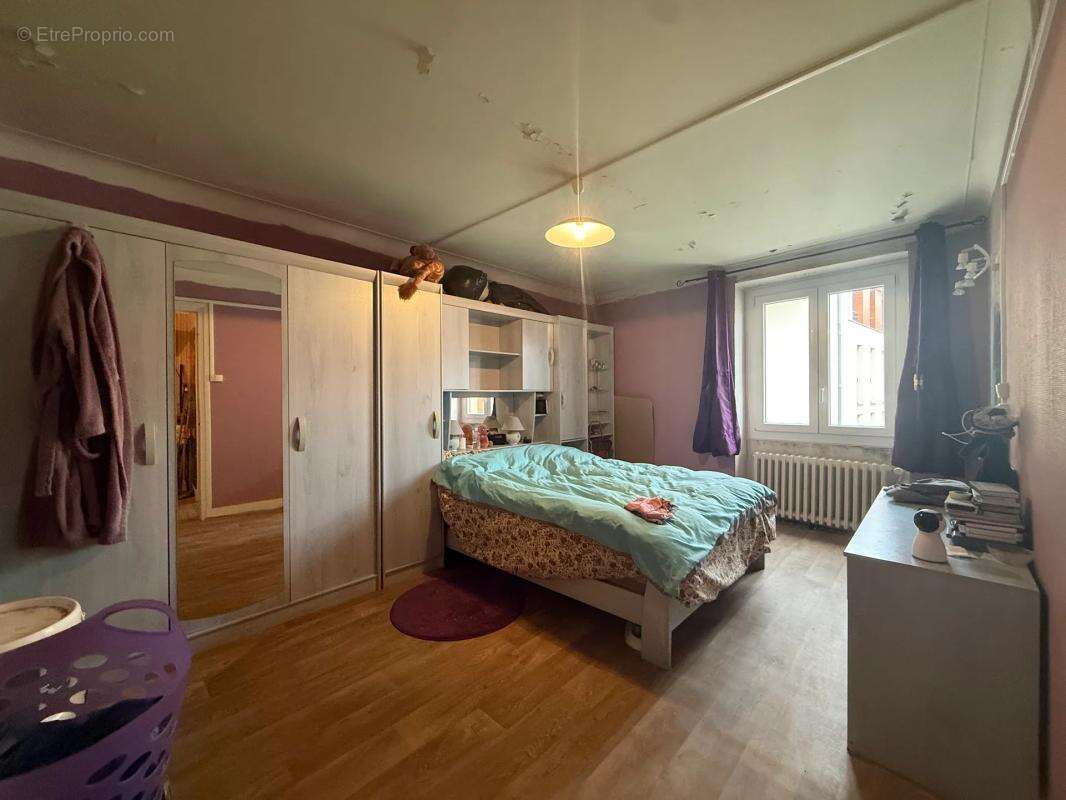 Maison à SAINT-HEAND