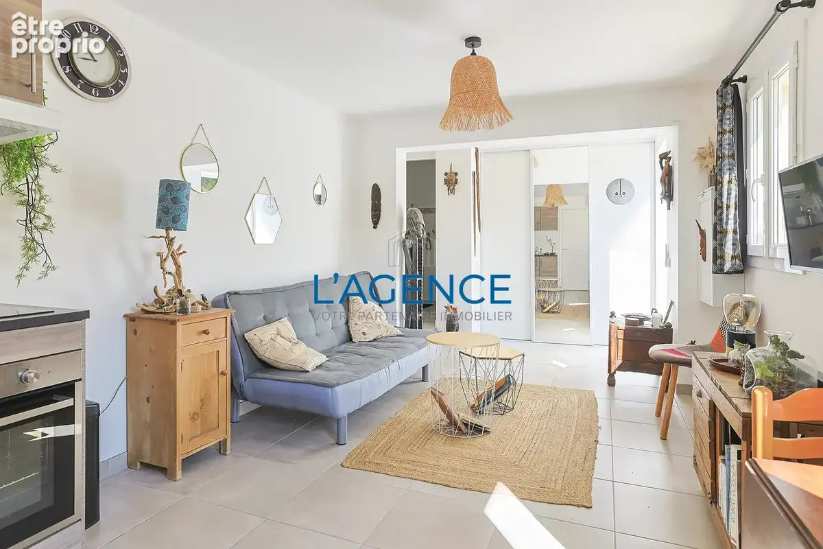 Hyères proche centre villa de charme 120m2 sur 1100m2 de terrain à voir au plus vite. - photo 17