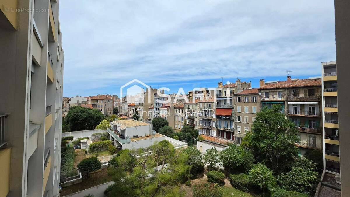Photo 2 - Appartement à MARSEILLE-5E