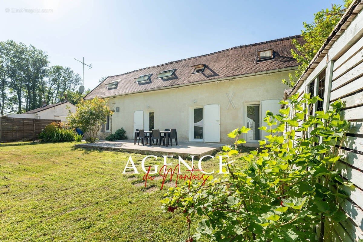 Maison à DONNEMARIE-DONTILLY