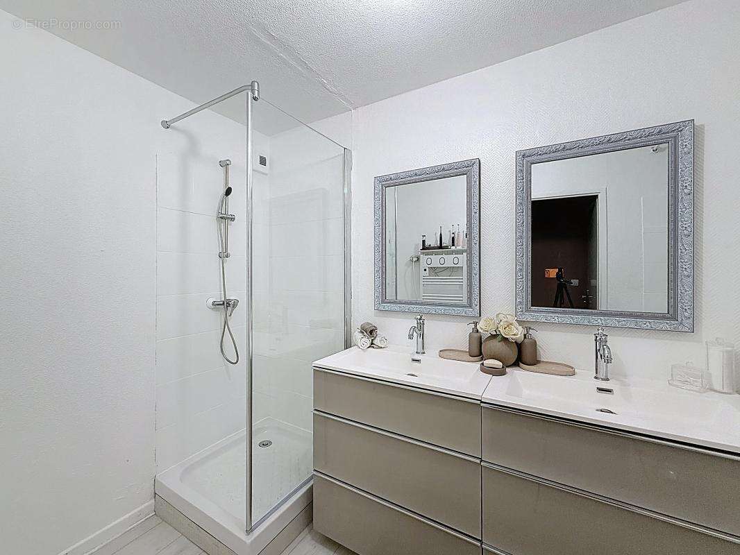 Appartement à GRIGNY