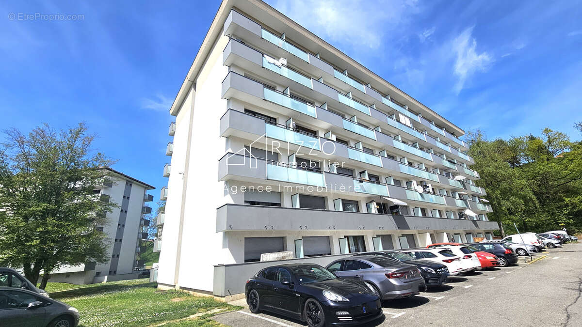 Appartement à SAINT-JULIEN-EN-GENEVOIS