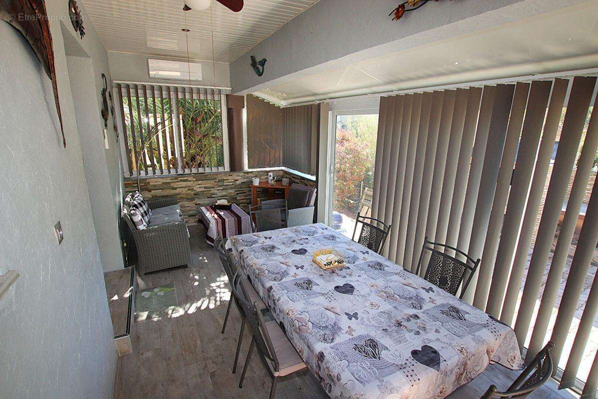 Villa de plain-pied 136 m² - Cadre exceptionnel - photo 5