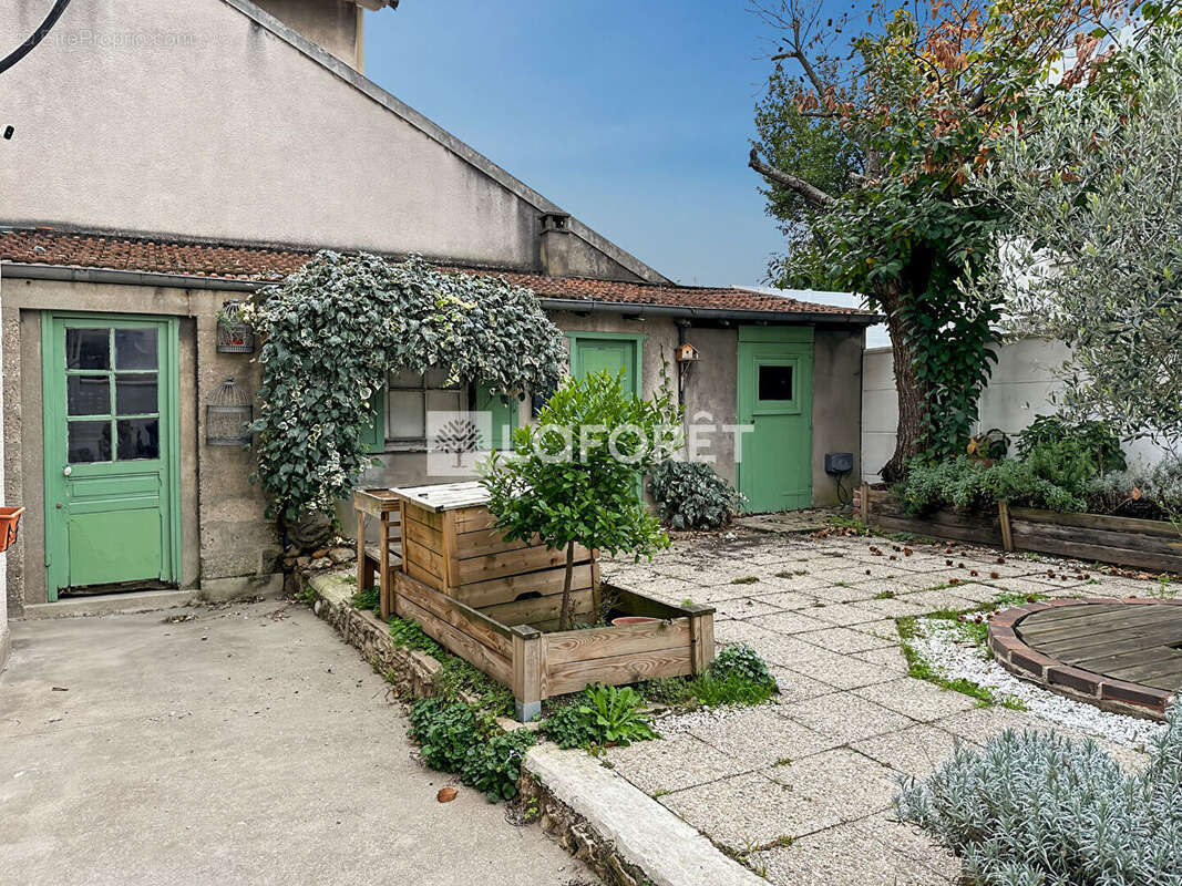 Maison à MAISONS-ALFORT