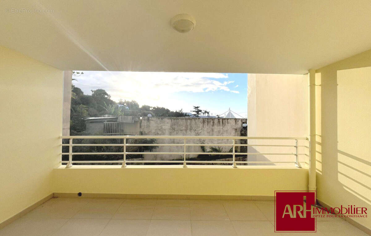 Appartement à SAINT-DENIS