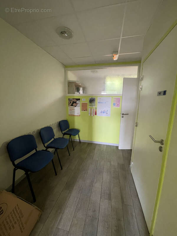 Commerce à RAMONVILLE-SAINT-AGNE