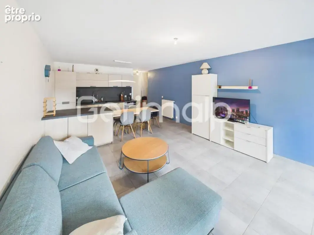Vente - Appartement - 3 pièces + cuisine - 65 m² - 395 000 € - - photo 2
