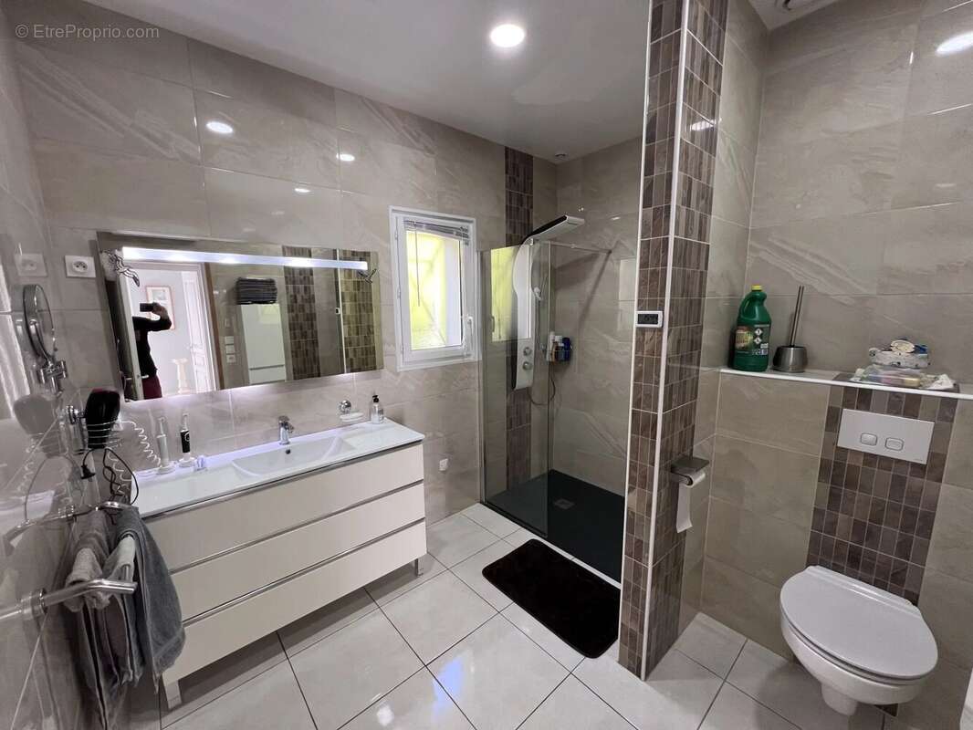 Maison à COURNONSEC