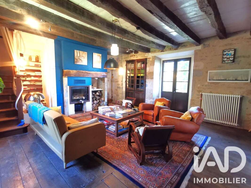 Maison 199 m² à Cambes  - photo 9