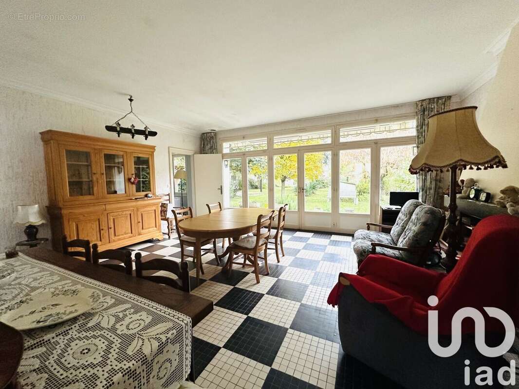 Photo 2 - Maison à BRIOLLAY