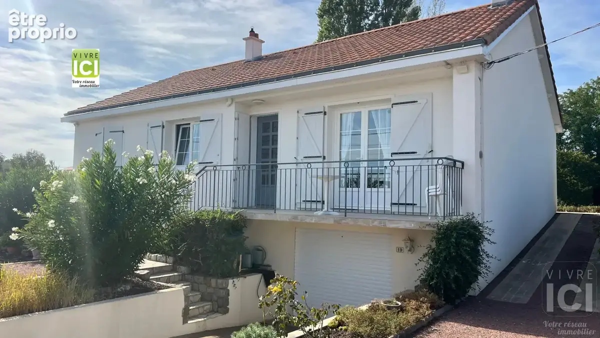 Maison à LA CHAPELLE-BASSE-MER