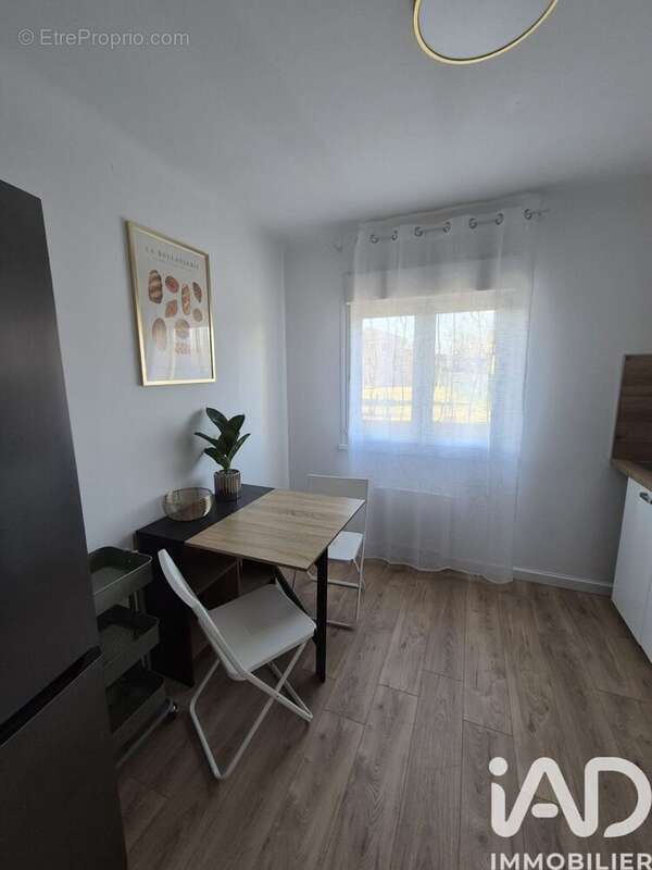 Photo 9 - Appartement à PERNES-LES-FONTAINES