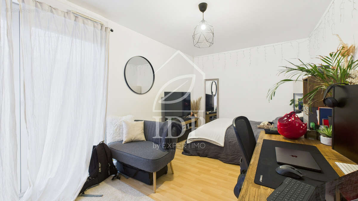 À vendre   Studio 31,10 m2 à Saint-Germain-lès-Corbeil - photo 2