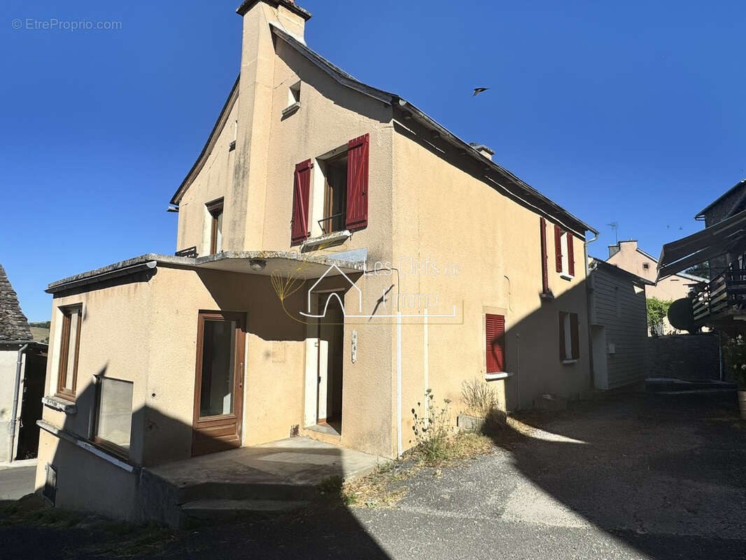 Maison de village avec garage - photo 14