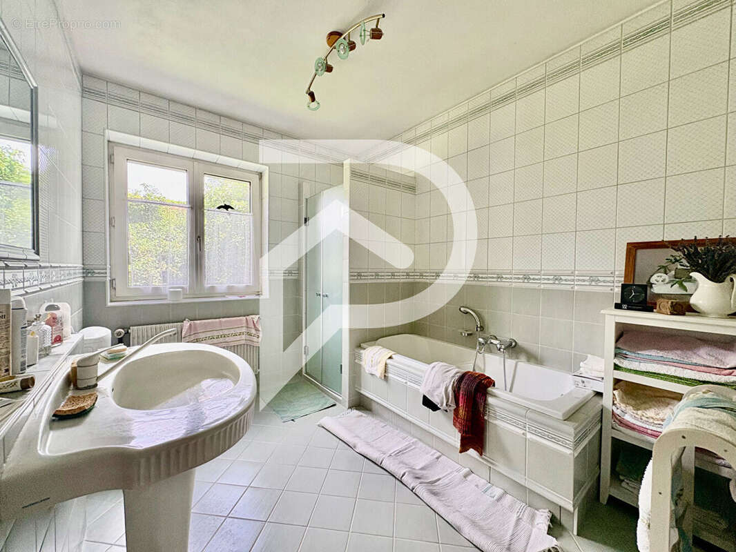 Maison Reguisheim 6 pièce(s) 187.94 m2 - photo 12