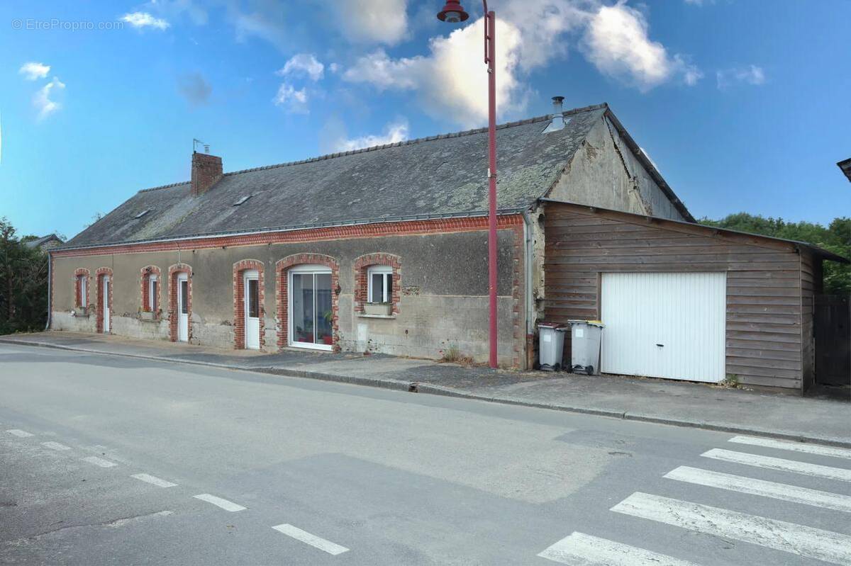 Maison à SENONNES
