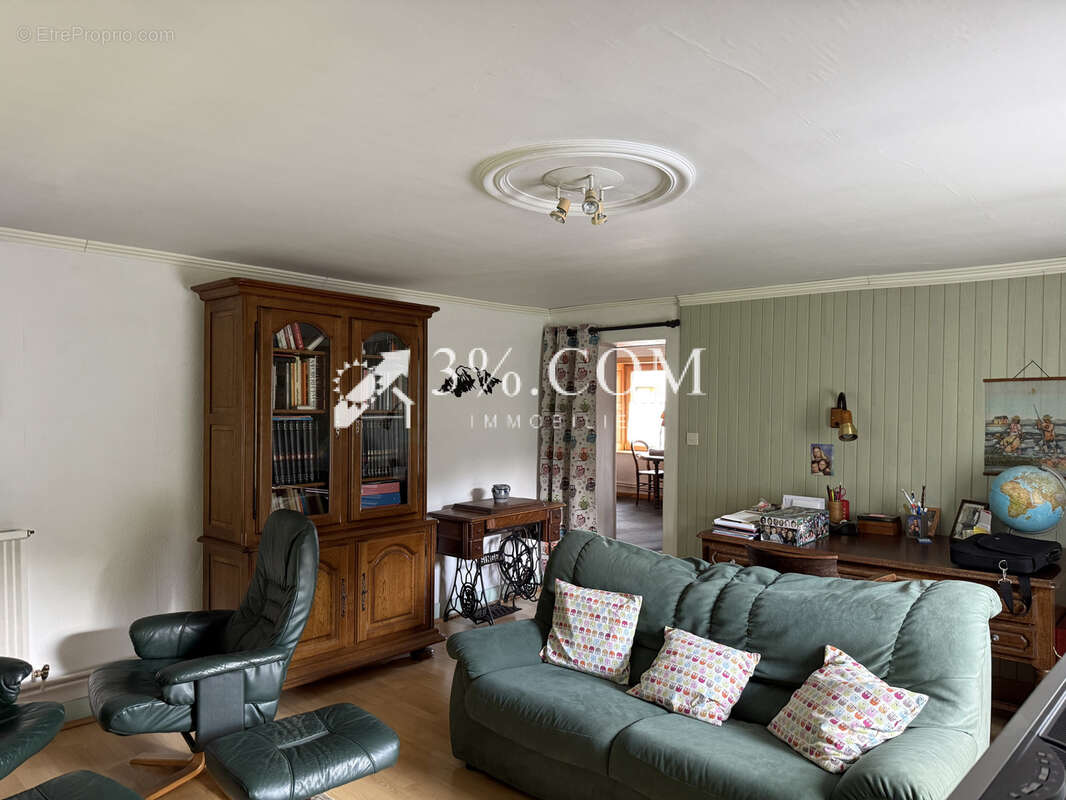 Maison à SAINT-NABORD