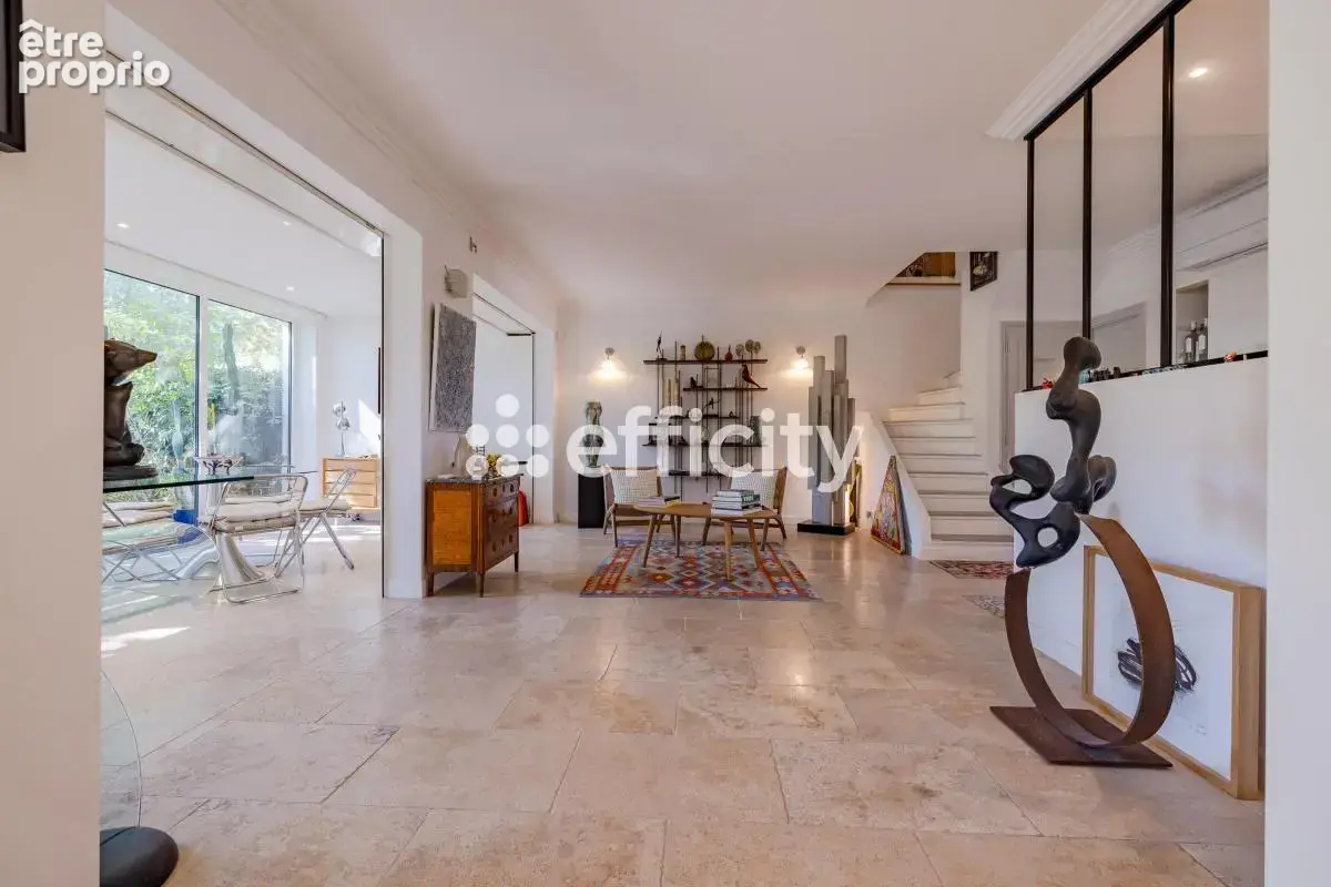 Maison 8 pièces 162 m² à vendre à Grimaud (83310) - photo 10