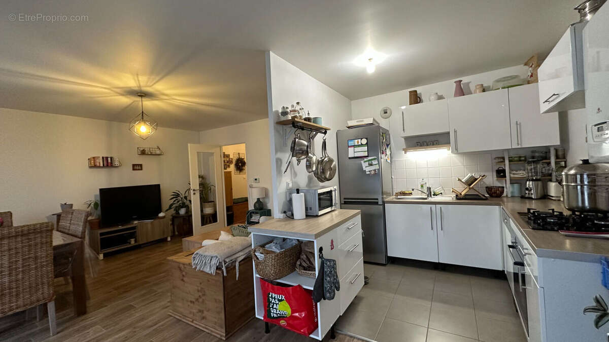 Appartement à JAUX