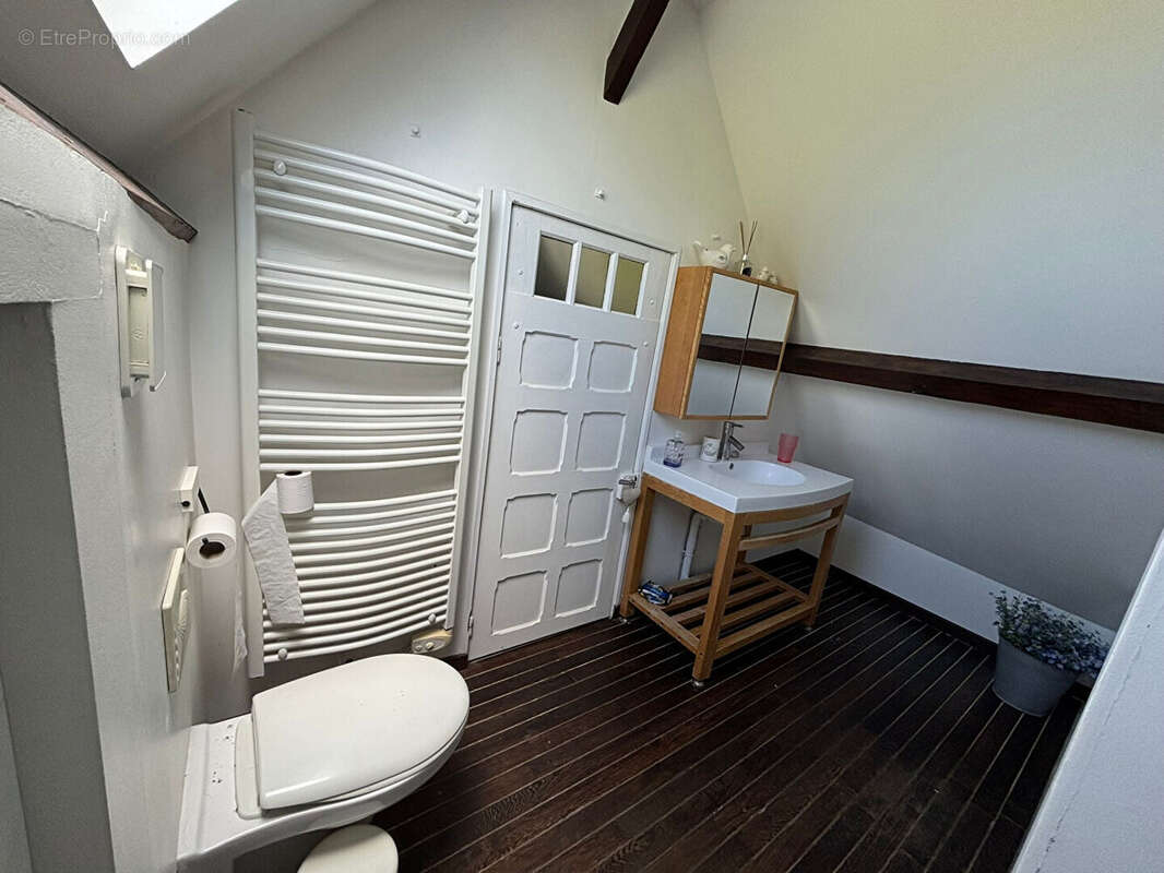 Maison à BASSENEVILLE