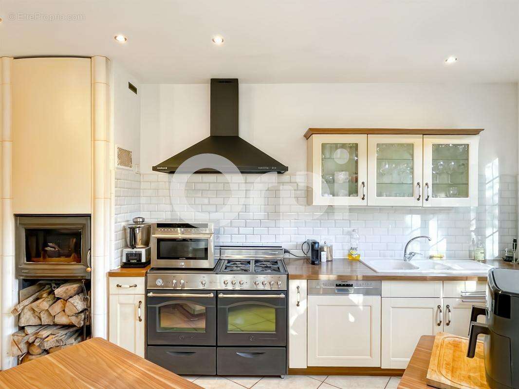 Maison à MARCILLY-LA-CAMPAGNE