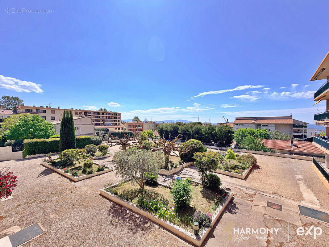 Appartement à MARSEILLE-16E